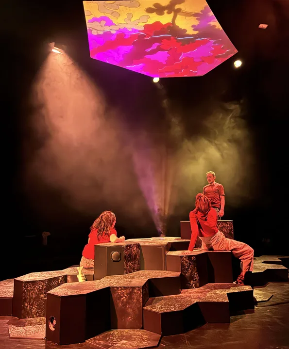 Visuel officiel du spectacle POISSON BLANC